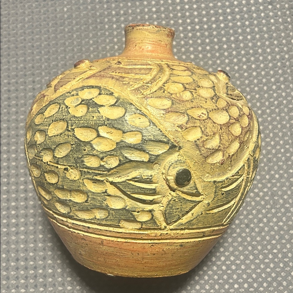 Handcrafted Ceramic Vase with Fish Design - Picture 2 of 5